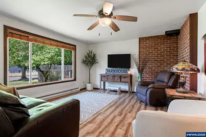 3035 Marion St SE, Albany, OR 97322 - Photo 6