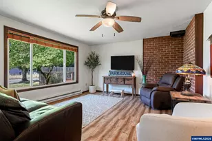 3035 Marion St SE, Albany, OR 97322 - Photo 6