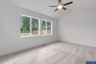 702 Tigerlily St, Silverton, OR 97381 - Photo 28