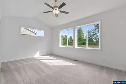 702 Tigerlily St, Silverton, OR 97381 - Photo 18