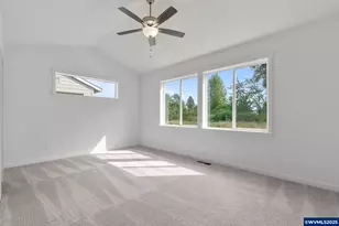 702 Tigerlily St, Silverton, OR 97381 - Photo 18