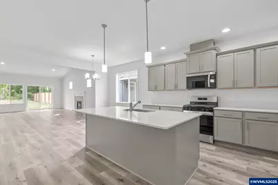 702 Tigerlily St, Silverton, OR 97381 - Photo 6