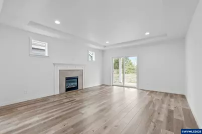 706 Tigerlily St, Silverton, OR 97381 - Photo 14