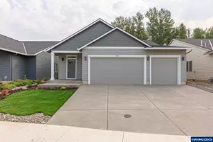 706 Tigerlily St, Silverton, OR 97381 - Photo 2