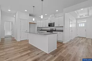 714 Tigerlily St, Silverton, OR 97381 - Photo 12