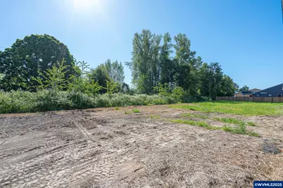 714 Tigerlily St, Silverton, OR 97381 - Photo 6