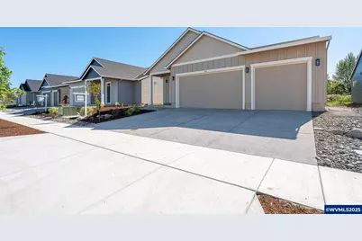 714 Tigerlily St, Silverton, OR 97381 - Photo 4