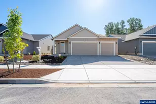 714 Tigerlily St, Silverton, OR 97381 - Photo 2