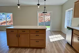 530 Evelyn Vly St SE Lot 52, Salem, OR 97306 - Photo 18