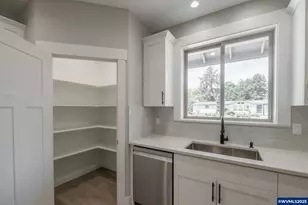 7320 Tanglewood Ave, Lincoln Beach, OR 97388 - Photo 14