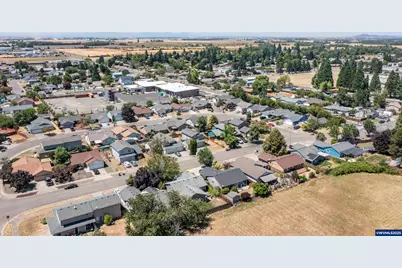 1024 S 10th St, Lebanon, OR 97355 - Photo 38