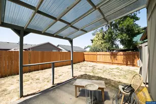 1024 S 10th St, Lebanon, OR 97355 - Photo 30