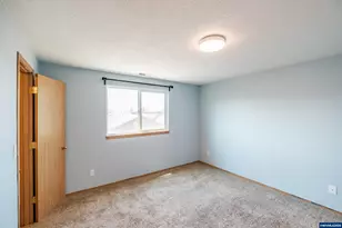 1024 S 10th St, Lebanon, OR 97355 - Photo 14