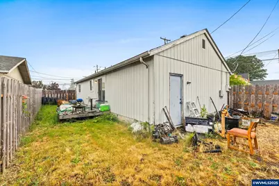 1188 18th Av, Sweet Home, OR 97386 - Photo 18