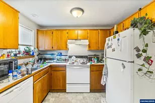 1188 18th Ave, Sweet Home, OR 97386 - Photo 8