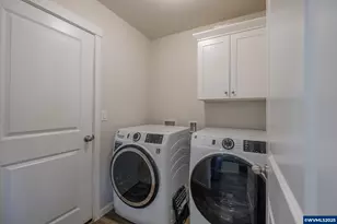 414 SE Ray St, Dallas, OR 97338 - Photo 16