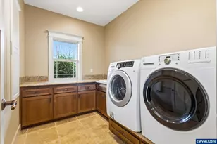 8161 Mystical Ln SE, Salem, OR 97317 - Photo 20