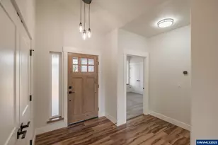 4549 Kalmia St, Sweet Home, OR 97386 - Photo 2