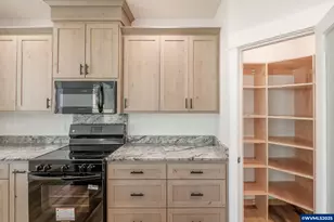 4549 Kalmia St, Sweet Home, OR 97386 - Photo 14