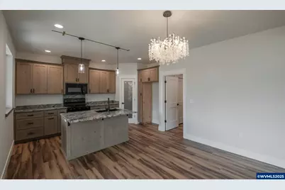 4549 Kalmia St, Sweet Home, OR 97386 - Photo 10