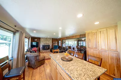 39903 Mertz Dr SE, Stayton, OR 97383 - Photo 12