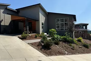 2829 SW Wolverine Dr, Corvallis, OR 97333 - Photo 4