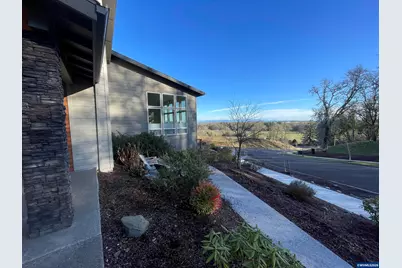 2829 SW Wolverine Dr, Corvallis, OR 97333 - Photo 6