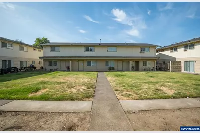 455 W D St, Halsey, OR 97348 - Photo 4