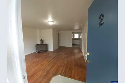 350 SE Lilly Av, Corvallis, OR 97333 - Photo 2