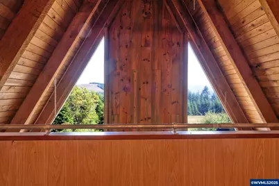 45265 Sunnyside Dr, Foster, OR 97345 - Photo 24