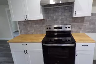 1925 Liberty St NE, Salem, OR 97301 - Photo 10