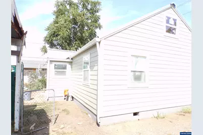 1925 Liberty St NE, Salem, OR 97301 - Photo 20