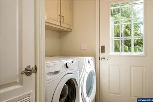 2200 Lancaster Dr SE, Salem, OR 97317 - Photo 24