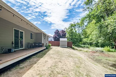 1774 Grape Ct, Sweet Home, OR 97386 - Photo 32