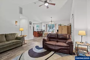 42 Weldwood Dr, Lebanon, OR 97355 - Photo 8