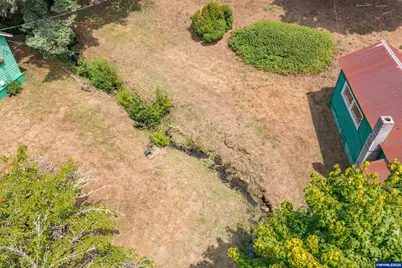 554 Mitchell St, Falls City, OR 97344 - Photo 46