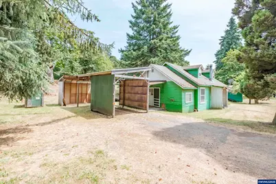554 Mitchell St, Falls City, OR 97344 - Photo 22