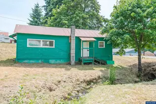 554 Mitchell St, Falls City, OR 97344 - Photo 38