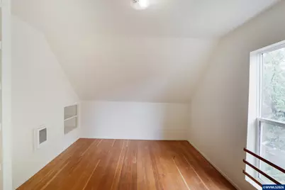 1133 Irvington Dr, Eugene, OR 97404 - Photo 46