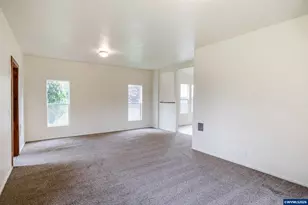 1133 Irvington Dr, Eugene, OR 97404 - Photo 24