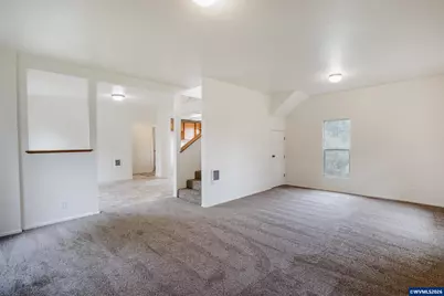 1133 Irvington Dr, Eugene, OR 97404 - Photo 22