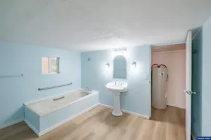 3705 Earl Ave NE, Albany, OR 97322 - Photo 32