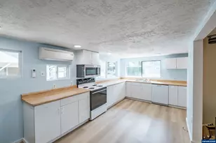 3705 Earl Ave NE, Albany, OR 97322 - Photo 14