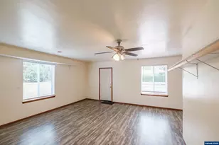 29509 NE Pheasant Ave, Corvallis, OR 97333 - Photo 36