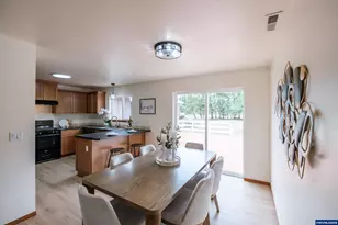 29509 NE Pheasant Ave, Corvallis, OR 97333 - Photo 8