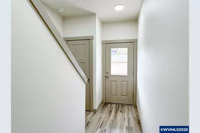 1174 7th St NW, Salem, OR 97304 - Photo 8