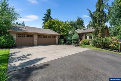 5062 Prospect St, West Linn, OR 97068 - Photo 8