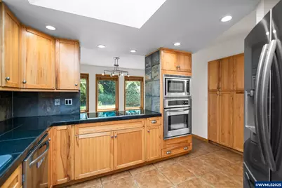 5062 Prospect St, West Linn, OR 97068 - Photo 14