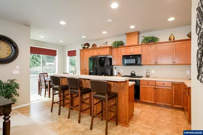 885 North Pointe Dr NW, Albany, OR 97321 - Photo 10