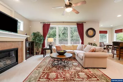 885 North Pointe Dr NW, Albany, OR 97321 - Photo 6